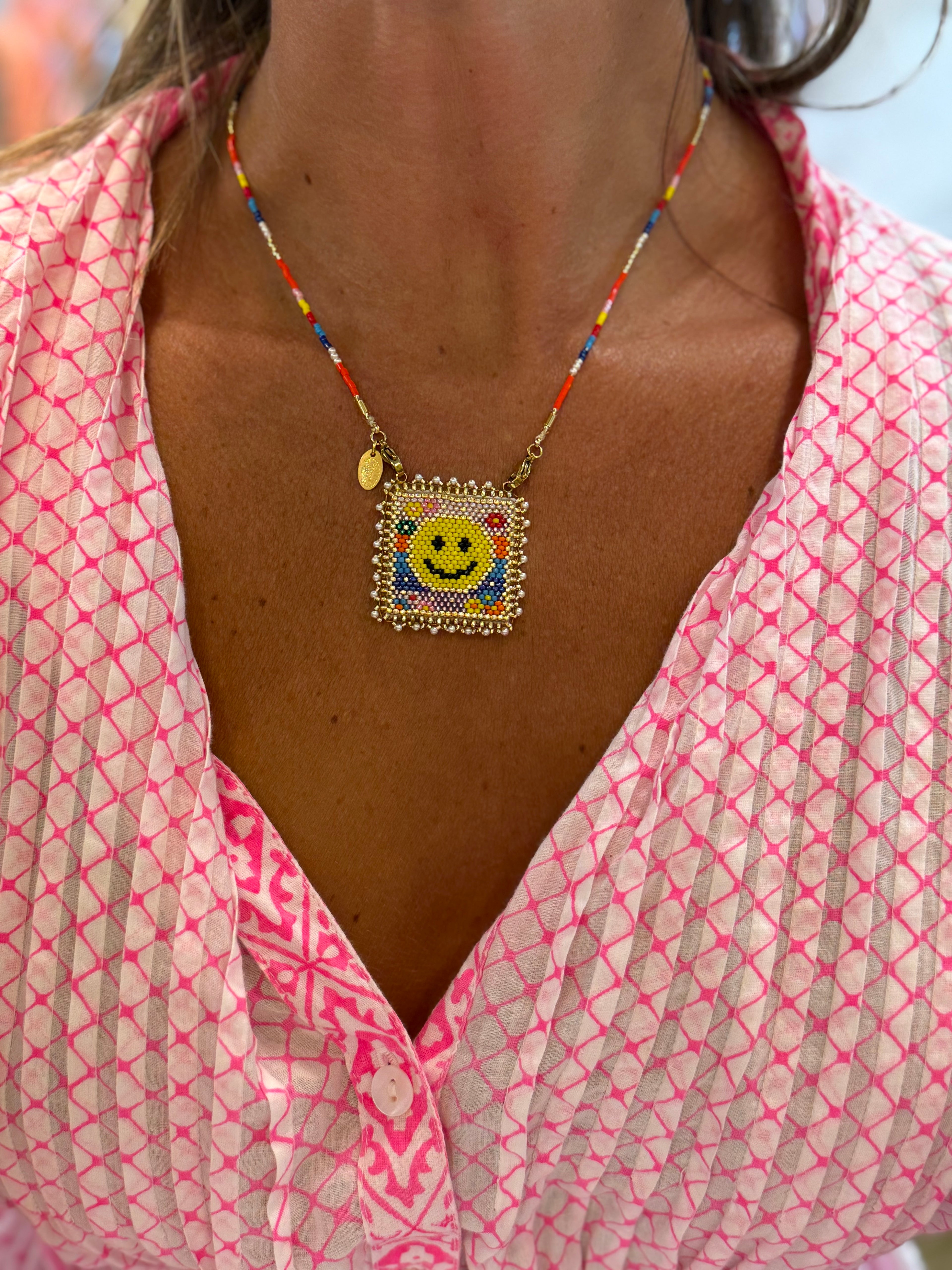 Collier Smiley