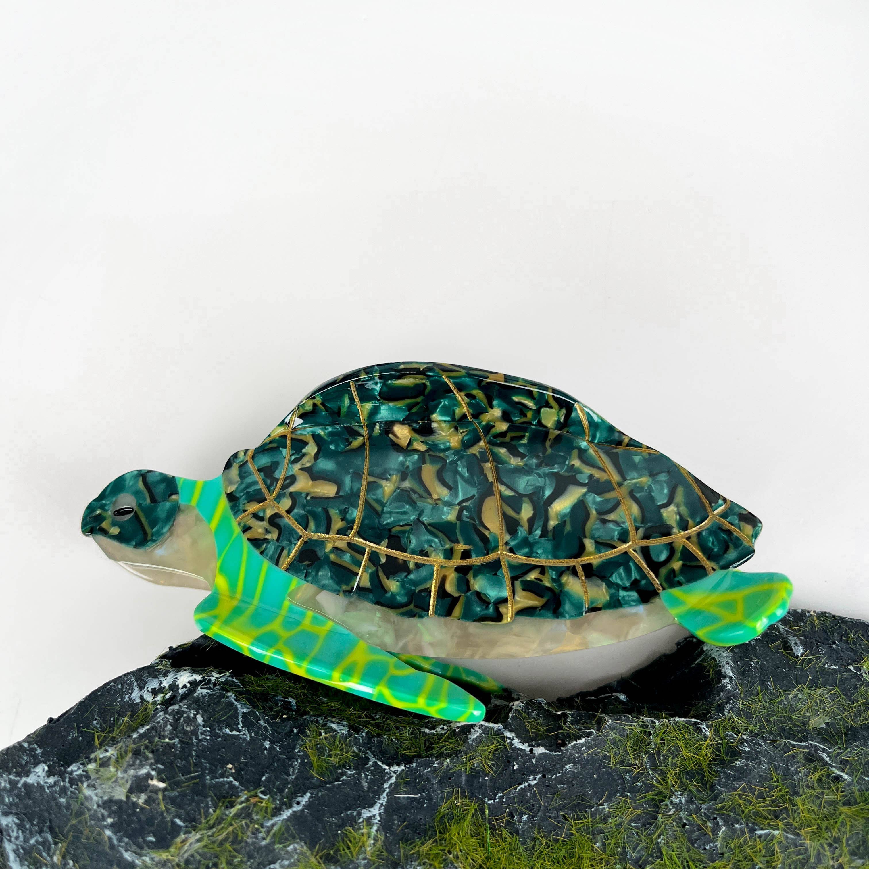 Pince à cheveux tortue verte